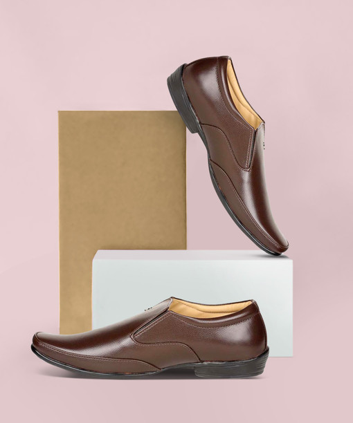 Mens Formal Shoes (फॉर्मल शूज) - Upto 