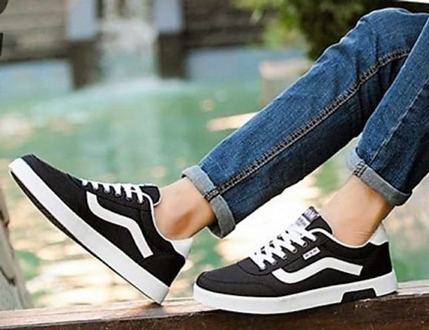Vans Sneakers - Buy Vans Sneakers online at Best Prices in India |  Flipkart.com