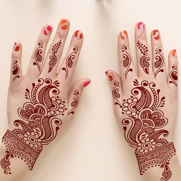 Woman Hand With Black Mehndi Tattoo Stock Photo  Download Image Now   Adult Beauty Color Image  iStock