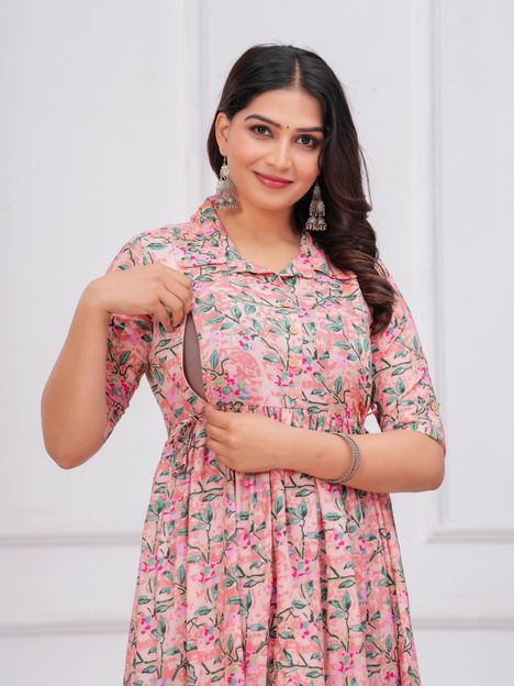 UR7 Women Floral Print Anarkali Kurta(Pink)