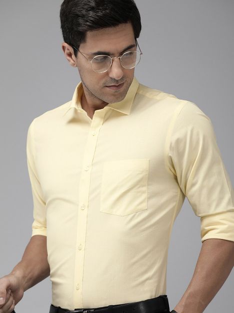 PARK AVENUE Men Checkered Formal Yellow Shirt