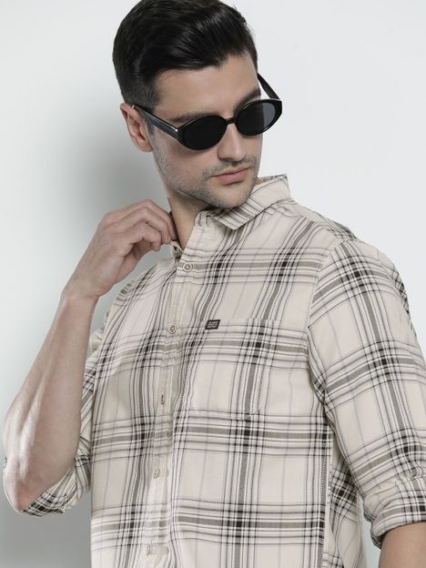 The Indian Garage Co. Men Checkered Casual Cream Shirt
