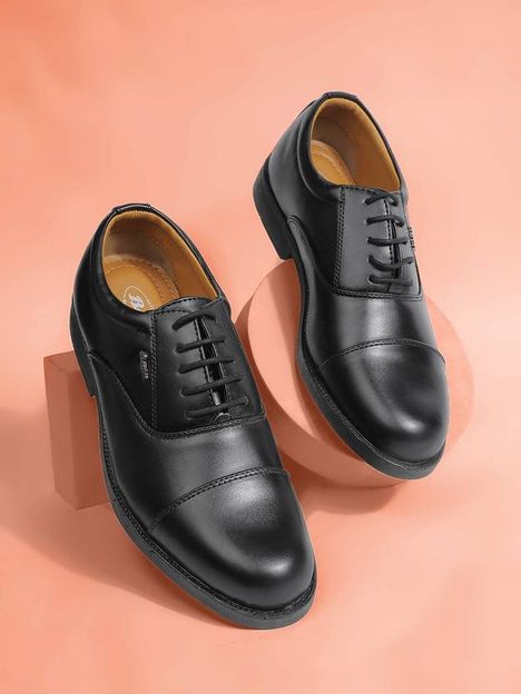 Bata Bata8216472 Oxford For Men(Black , 6)