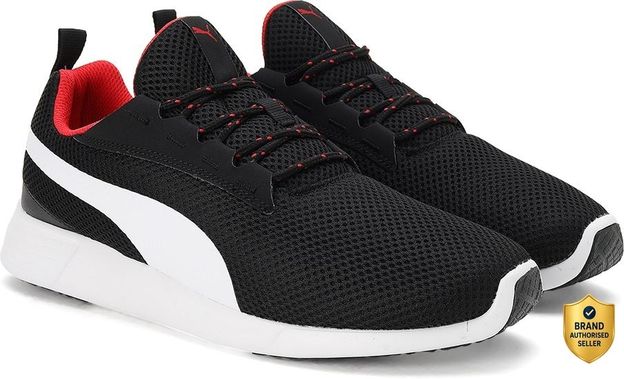 PUMA Buzz Sneakers For Men(Black , 6)