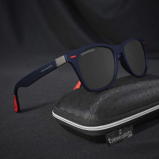 Eyewearlabs Wayfarer Sunglasses(For Men & Women, Black)