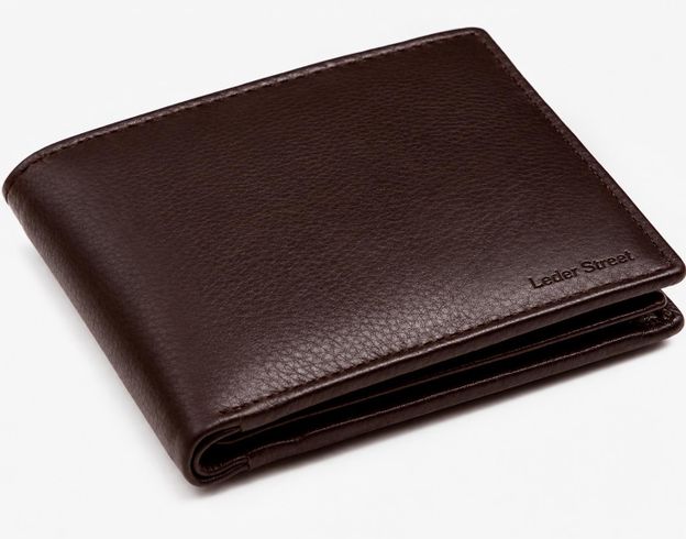 Leder Street Men Formal, Trendy, Travel Brown Genuine Leather Wallet(10 Card Slots)