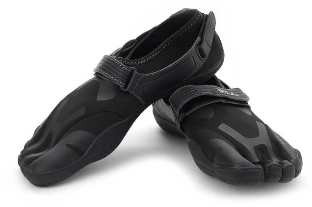 FILA Skeletoes Ez Slide Barefoot Shoes For Men - Buy Black Color FILA Skeletoes Ez Slide Shoes For Men Online at Best - Shop Online for Footwears in India | Flipkart.com