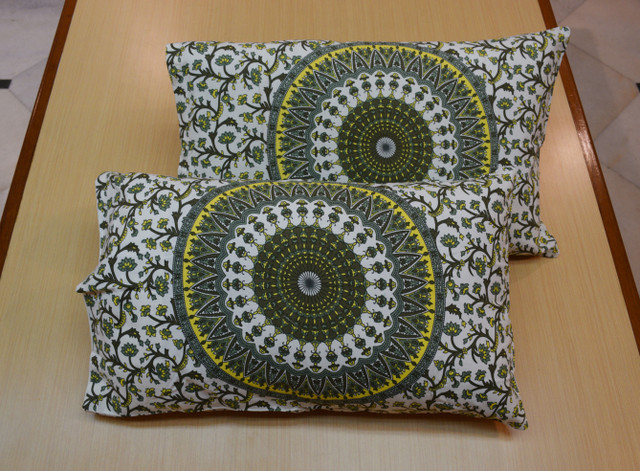 Miyanbazaz textiles Cotton Pillows Cover(45 cm*71 cm, Pack of 2, Light Green)