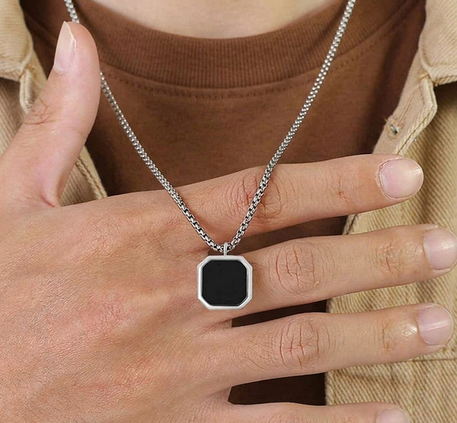 Vivity Minimalist Silver Square Locket Pendant Neck Chain for Men Silver Plated&hellip;