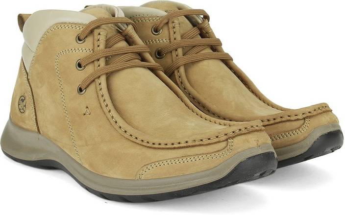 are woodland shoes made of leather