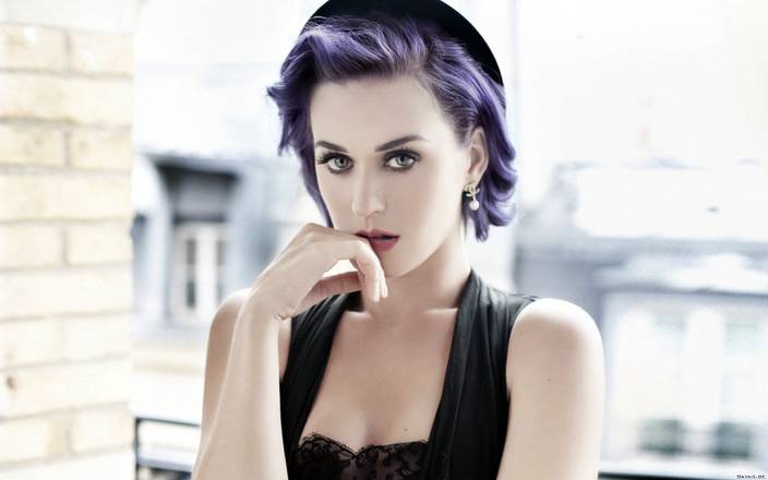 Pwl Katy Perry Actress Senual Woman Wall Poster 13 19 Inches