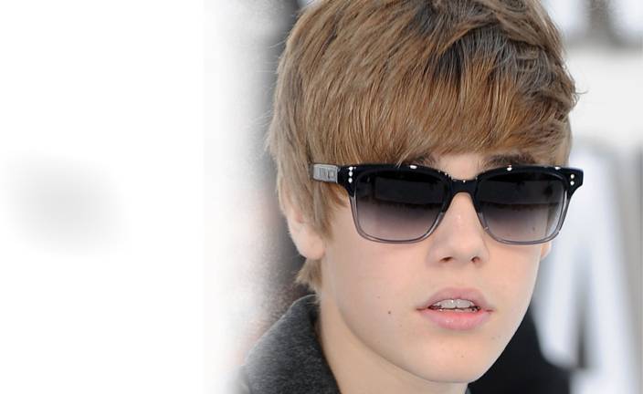 Justin Bieber Stylist Poster Paper Print Personalities Posters