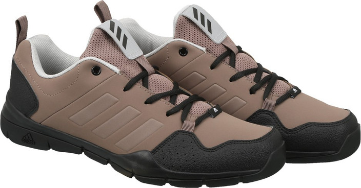 adidas aztor hiker mid ii