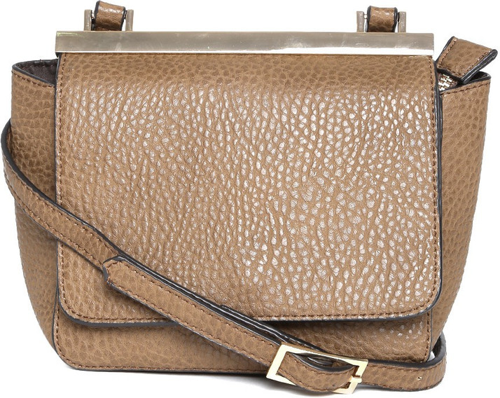 parfois sling bag price