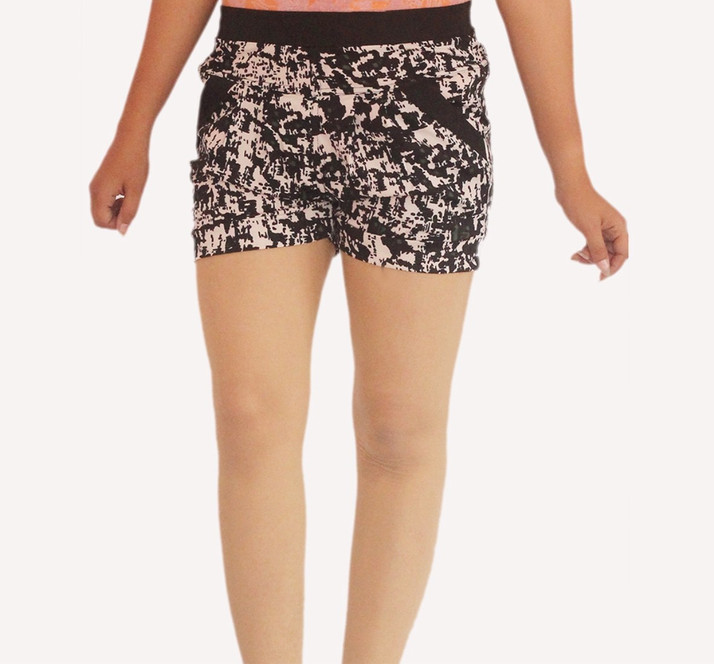 Khushi Printed Women Black Basic Shorts 