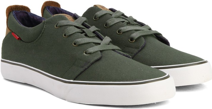 green levi shoes