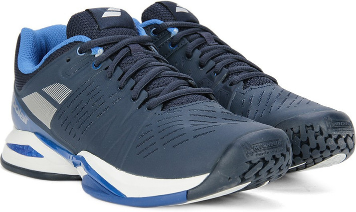 dark tennis shoes