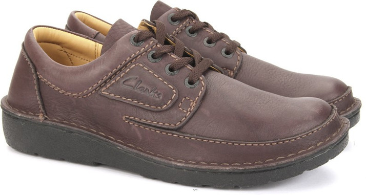 clarks nature ii black