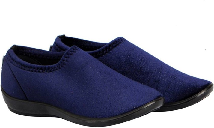 gliders shoes flipkart