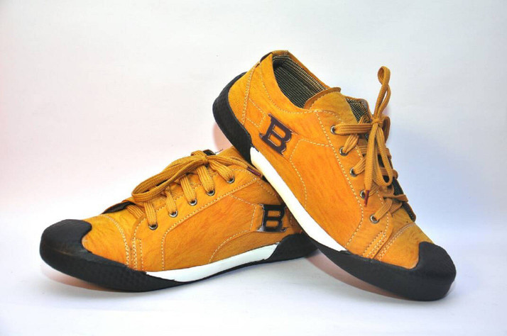 y8 yellow shoes