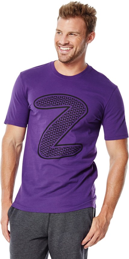 purple t shirt outfit mens