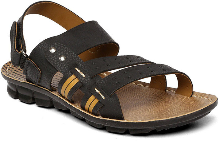 paragon sandals for men
