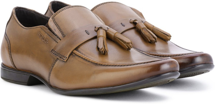 lee cooper leather sandals flipkart