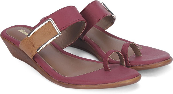 bata toe ring sandals