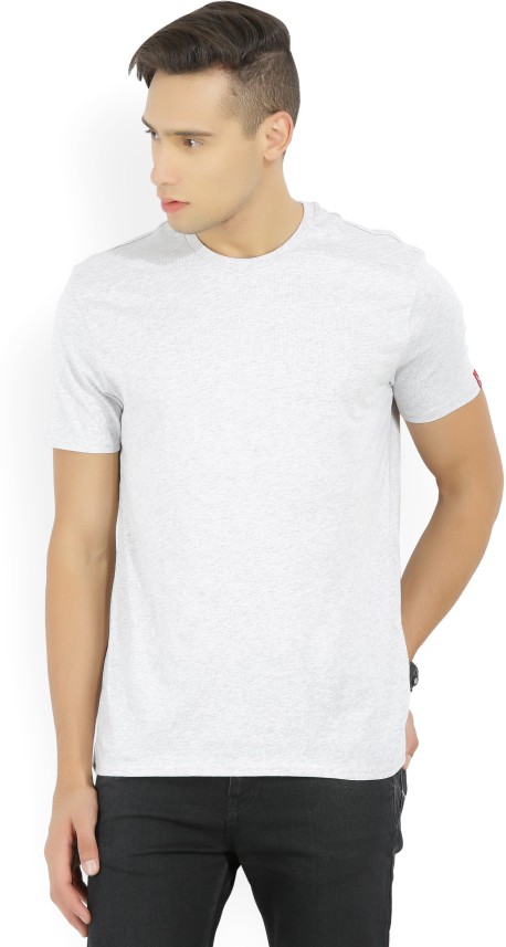 levis t shirt flipkart