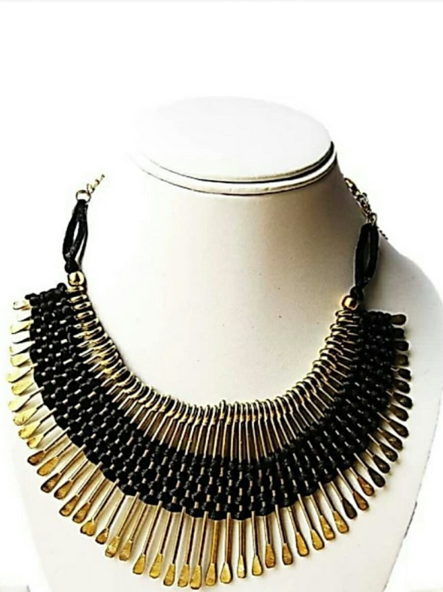flipkart black metal necklace