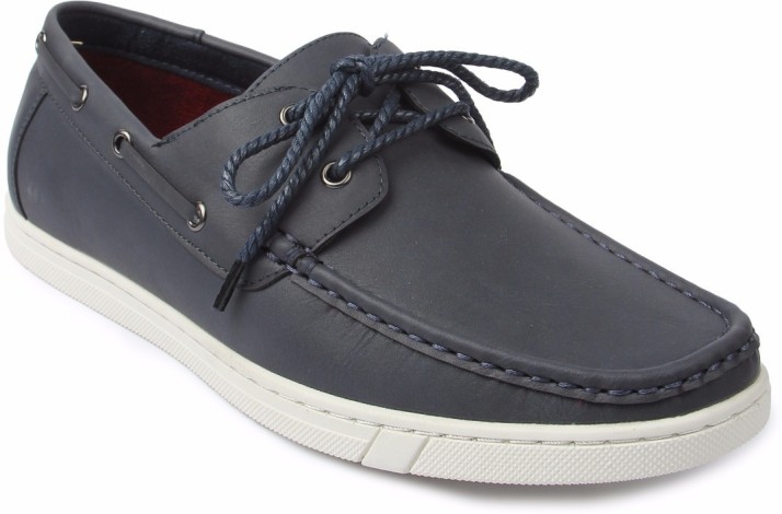 boat shoes flipkart