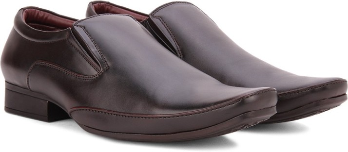 Bata CLAYTON Slip On Shoes For Men 
