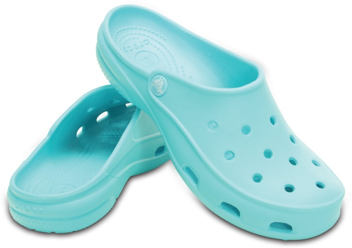 pool color crocs