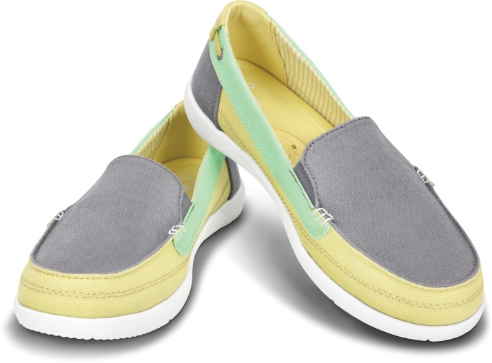 crocs womens canvas shoes