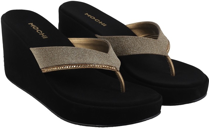 mochi sandals flipkart