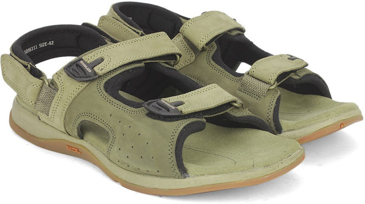 flipkart woodland sandals offers