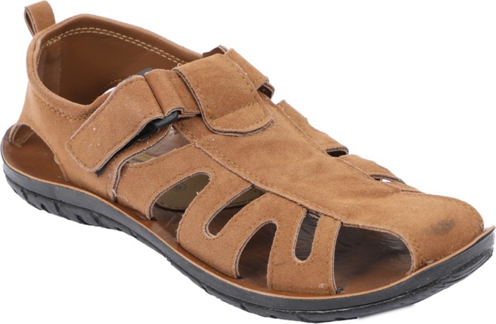 LUnAr'S Men Brown Sandals - Buy LUnAr'S 