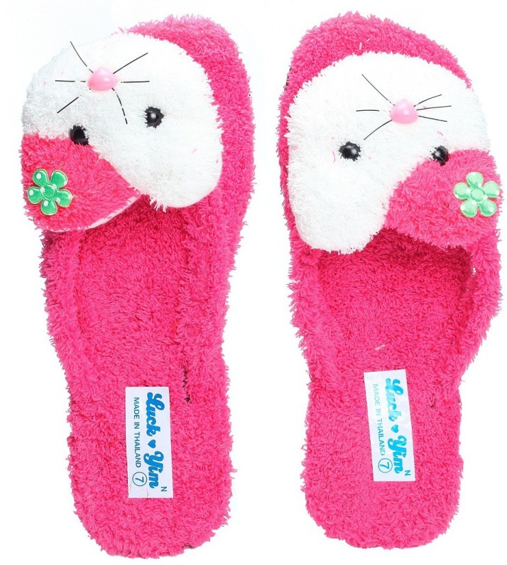 pink colour slippers