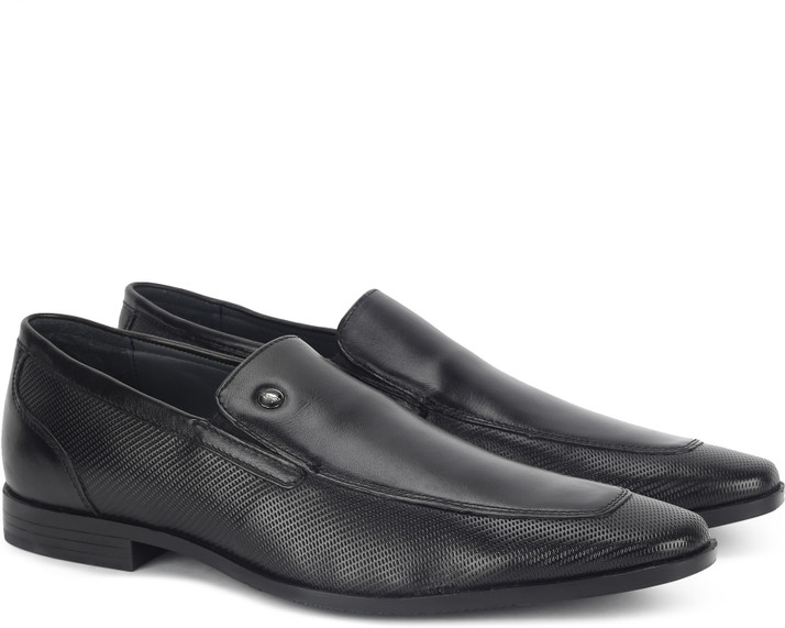 bata hush puppies near me