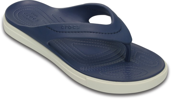 crocs flip flops flipkart