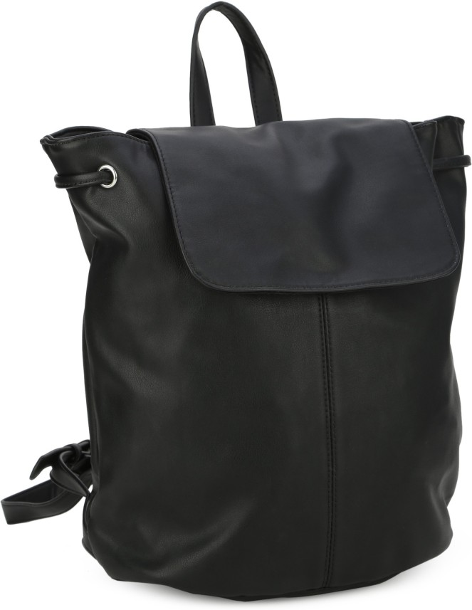 black backpack forever 21