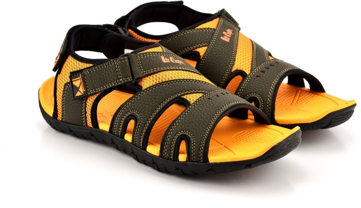 lee cooper sandals flipkart