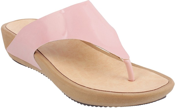 mochi sandals flipkart