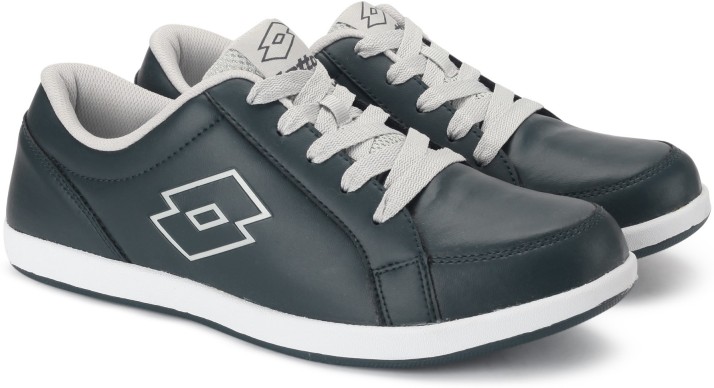 lotto logo shoes