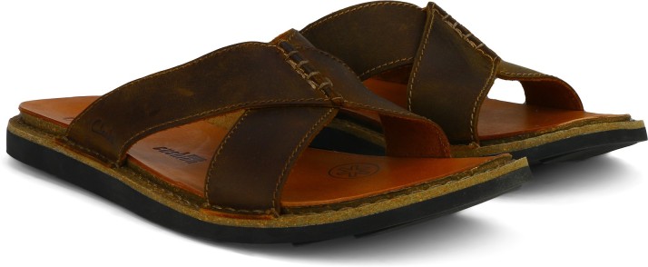 clarks tan sandals