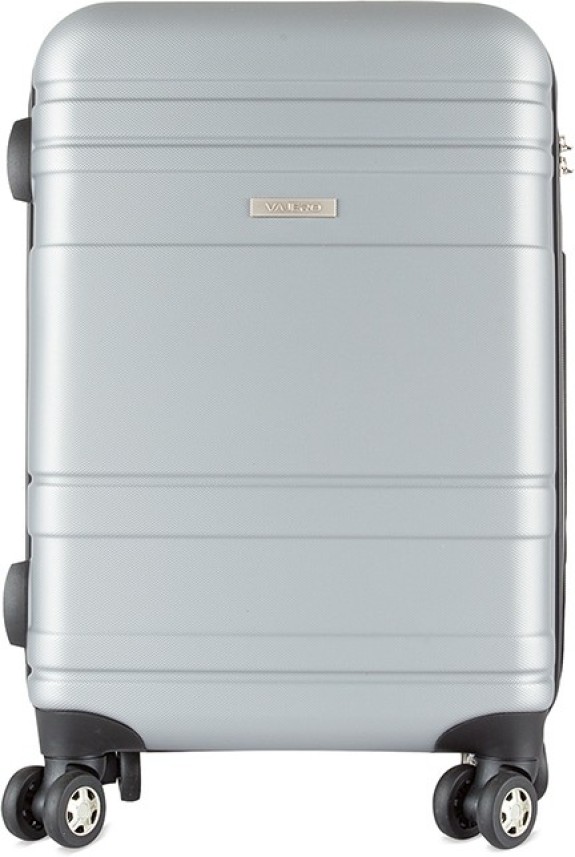 suitcase in flipkart