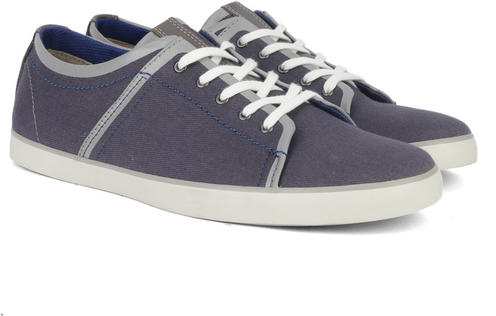 clarks blue sneakers