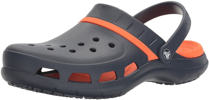 crocs men flipkart