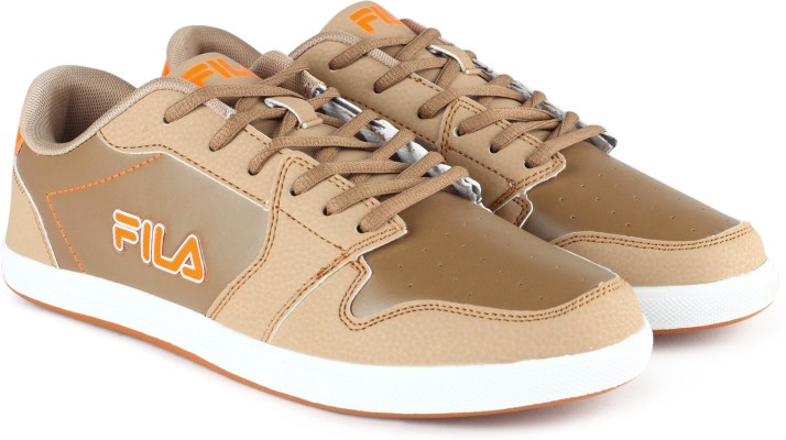 tan fila sneakers