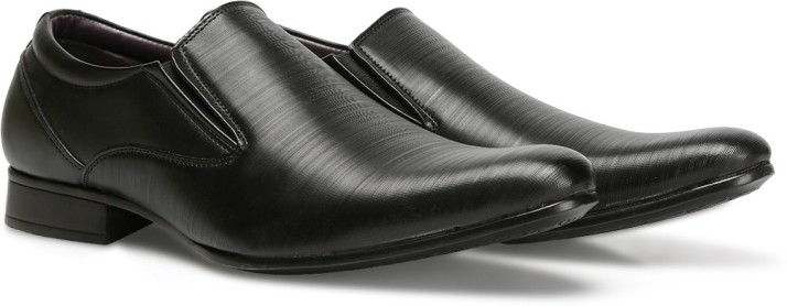 Bata GARIN Slip On Shoes For Men - Buy 